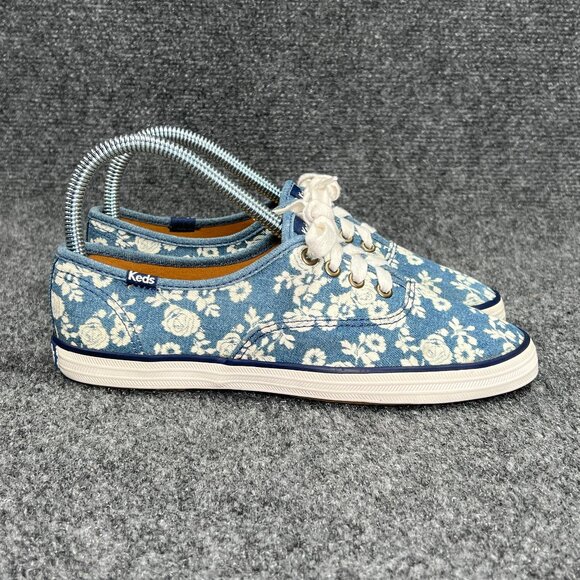 Seller photo, Poshmark